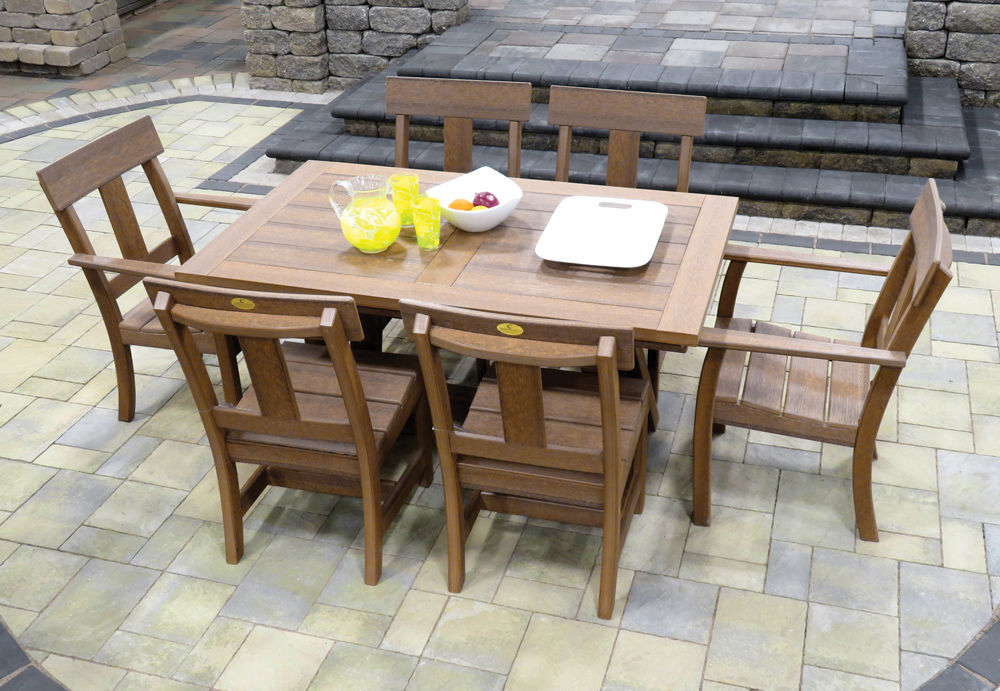 Comfort Craft Outdoor Furniture Poly-lumber no-maintenance Farmhouse Dining Set